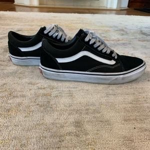 Old Skool black mens Vans size 10